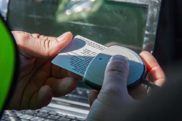 В Беларуси ввели изменения для дальнобойщиков из иностранных компаний. Как теперь получить карточку цифрового тахографа?