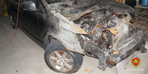 Chrysler загорелся после ремонта. Кто виноват?