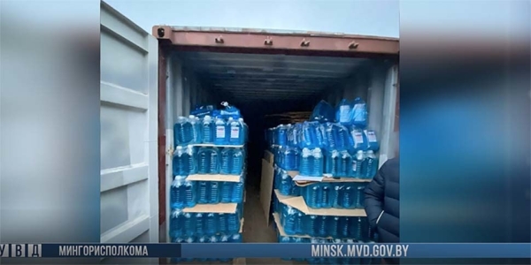 На границе с Литвой выявили 11 тысяч незадекларированных фильтров для авто, а в Минске - более 23 тонн "омывайки" без документов