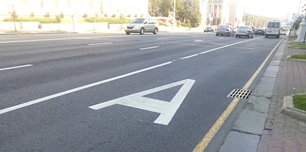 
                            
        						В Гродно выделят полосы для движения общественного транспорта. В качестве эксперимента выбрали две улицы                            
						