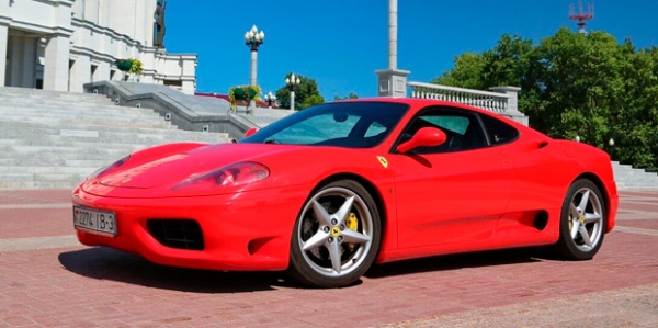 
                            
        						Фотография — от 10 рублей, выезд на свадьбу — $250. Что стало с бизнесом гомельского предпринимателя на Ferrari?                            
						