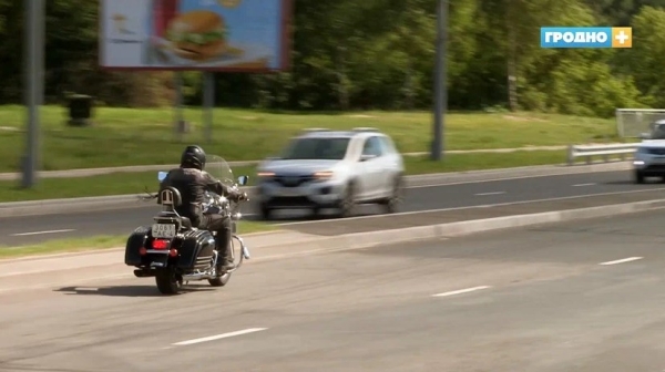 
                            
        						Мотоциклисты в Гродно на особом контроле. Во время рейда сотрудники ГАИ проверили 40 водителей мотоциклов. Каковы итоги?                            
						