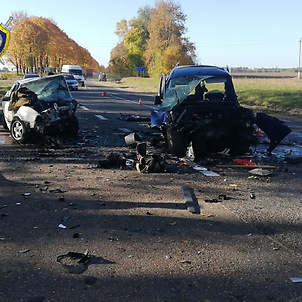 
                Машины всмятку, оба водителя погибли: подробности жесткого лобового ДТП под Лидой
                
                
            