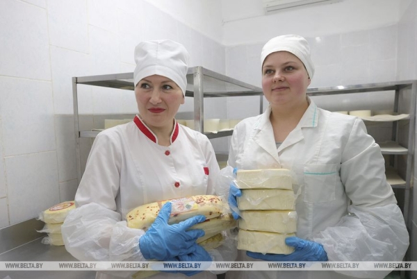 Главная специя - настроение. Работницы молочного цеха КСУП "Дотишки" поедут на Форум сельских женщин